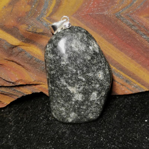 Phonolith Anhänger